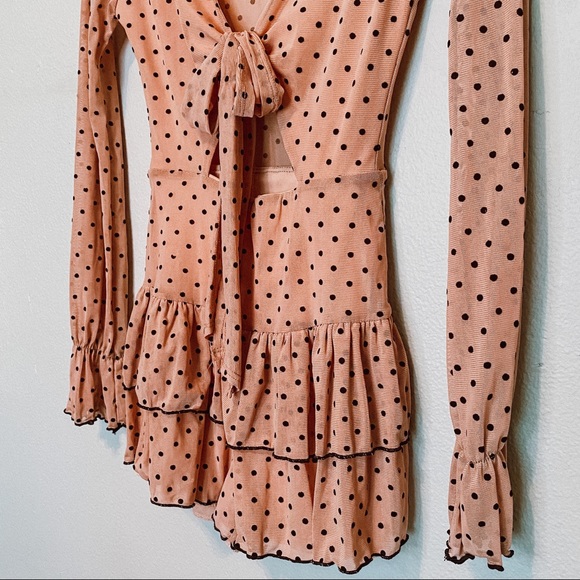 🎁CHRISTMAS DONATION🎁 Fashion Nova Light Pink Polka Dot Mesh Romper - Picture 5 of 8